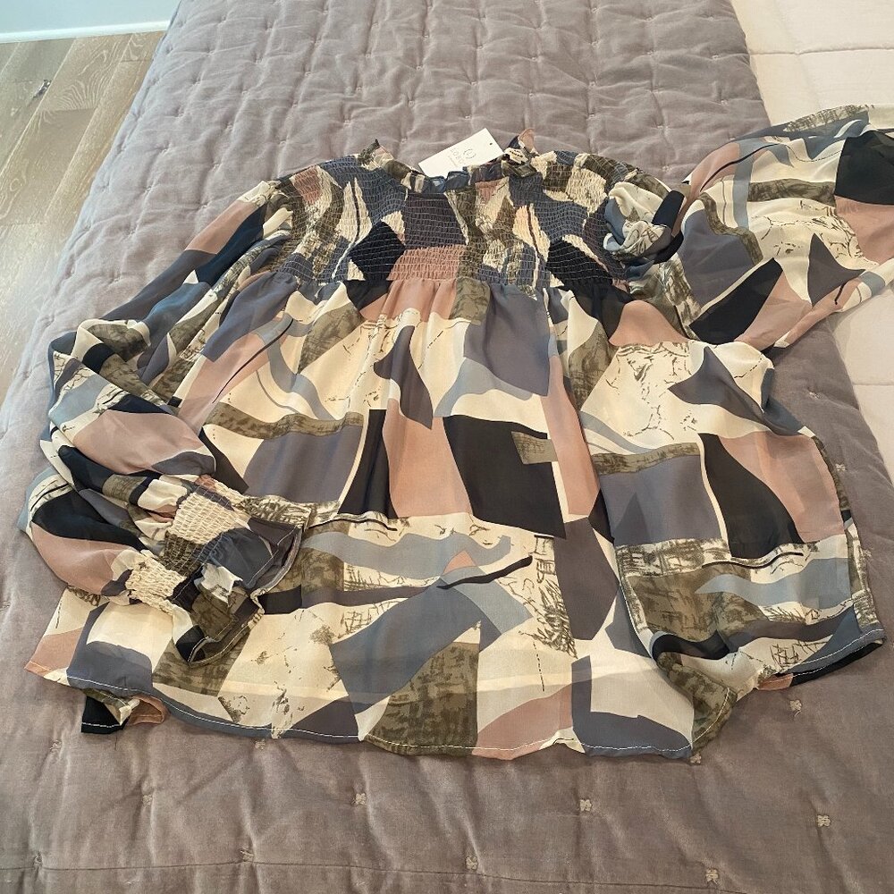 NWT Entro sheer blouse size Large